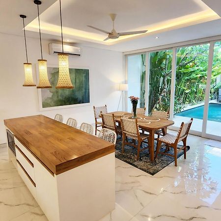 Villa Vana, Sitara Villa Group Seminyak  Exterior photo